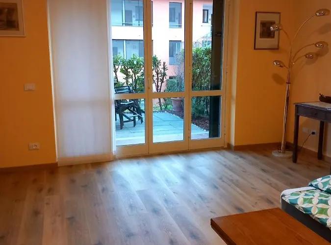 Sunshine 아파트 *